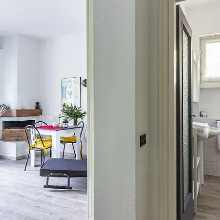 Apartment Conti Reina 15 Como