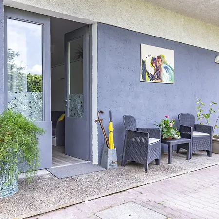 Apartment Conti Reina 15 Como