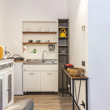 Conti Reina 15 Apartment *